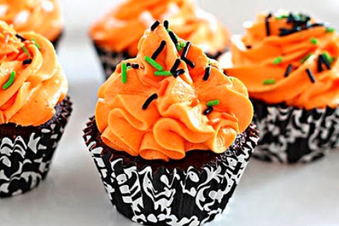 Image sweetly borrowed from: www.cupcakesgarden.com